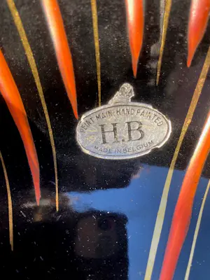 Faience Hubert Bequet - Vintage handgeschilderde schaal/wandbord van Hubert Bequet. kopen? Bied vanaf 45!