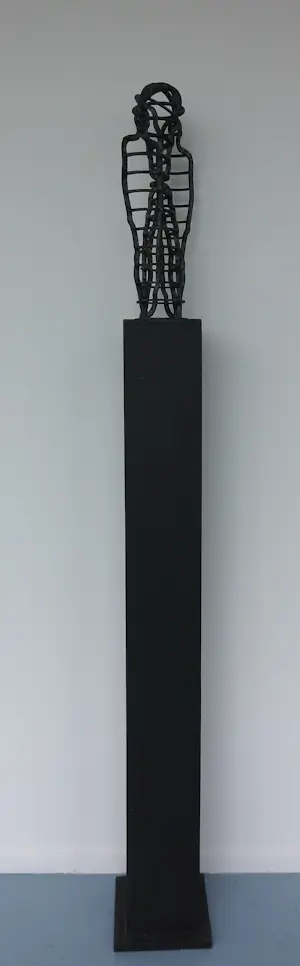 Peter Jansen - Bronzen beeld op houten sokkel, Twee figuren kopen? Bied vanaf 500!