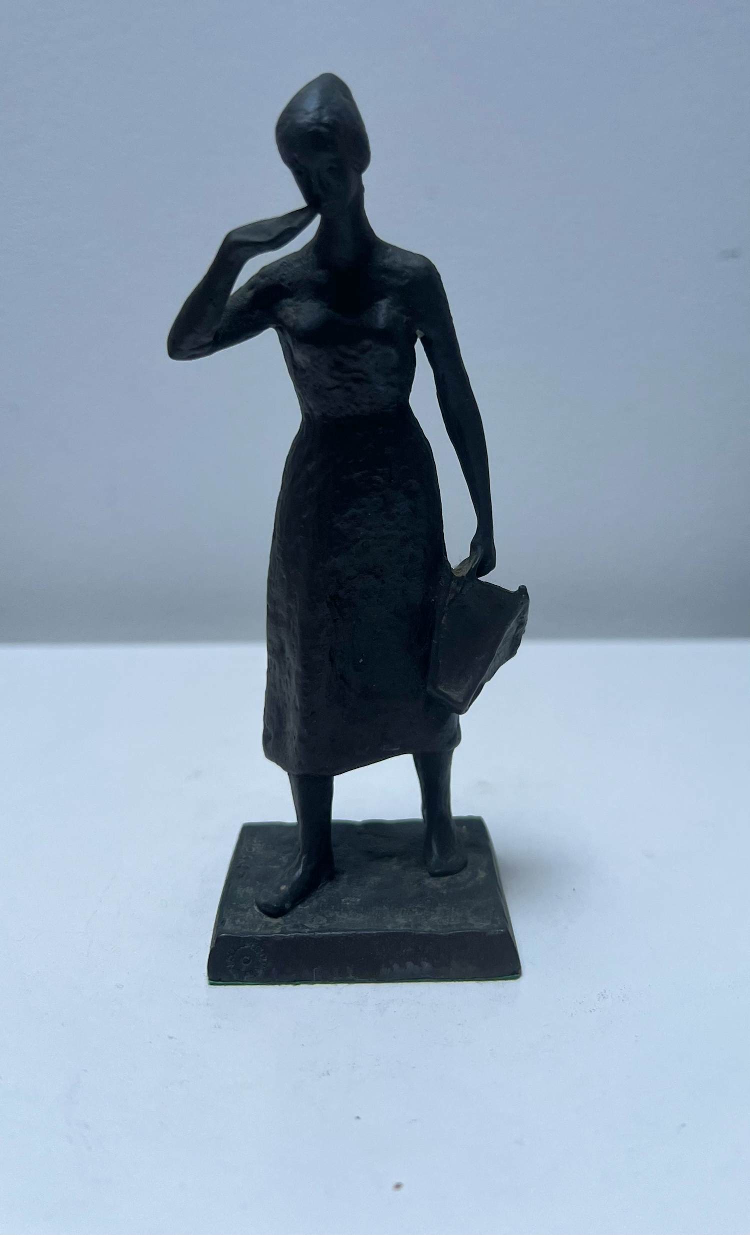 Vera Tummers-van Hasselt - Bronzen sculptuur | Mariken van Nieumeghen kopen? Bied vanaf 100!