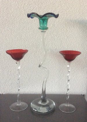Niet of onleesbaar gesigneerd - Drie glasobjecten kopen? Bied vanaf 1!