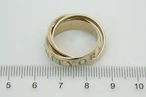103 - Mooie 18 karaat wit gouden Cartier Amouret Trinity ring kopen? Bied vanaf 1150!