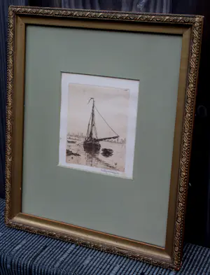 Hendrikus Roodenburg - Ingelijste ets: schip in de rivier kopen? Bied vanaf 20!