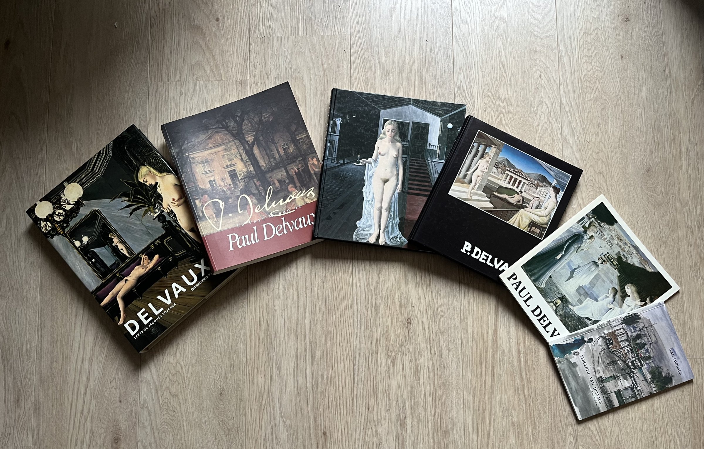 AcheterPaul Delvaux - 6 Kunstboeken - 1 Handgesigneerd? Enchérissez de 85!