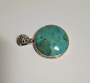 Nieuwe  sierlijk bewerkte hanger Zilver met Natuurlijke Turkoois Edelsteen kopen? Bied vanaf 75!