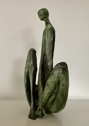 Peter Leyenaar - Zittende figuur kopen? Bied vanaf 300!