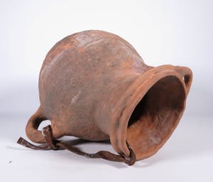 Peter von Hartsvelt Müller - Aardewerk, Terracotta mezenpot (Groot) kopen? Bied vanaf 1!