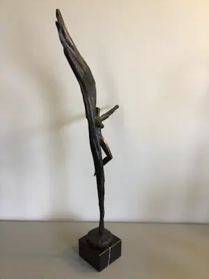 Klaas van den Berg - Zeldzaam sculptuur ( Titel onbekend) kopen? Bied vanaf 155!