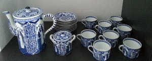 N.V. Porselein- en Tegelfabriek Mosa - Lange Lijs servies - Theepot, suikerpot en 8 kopjes en schoteltjes kopen? Bied vanaf 30!