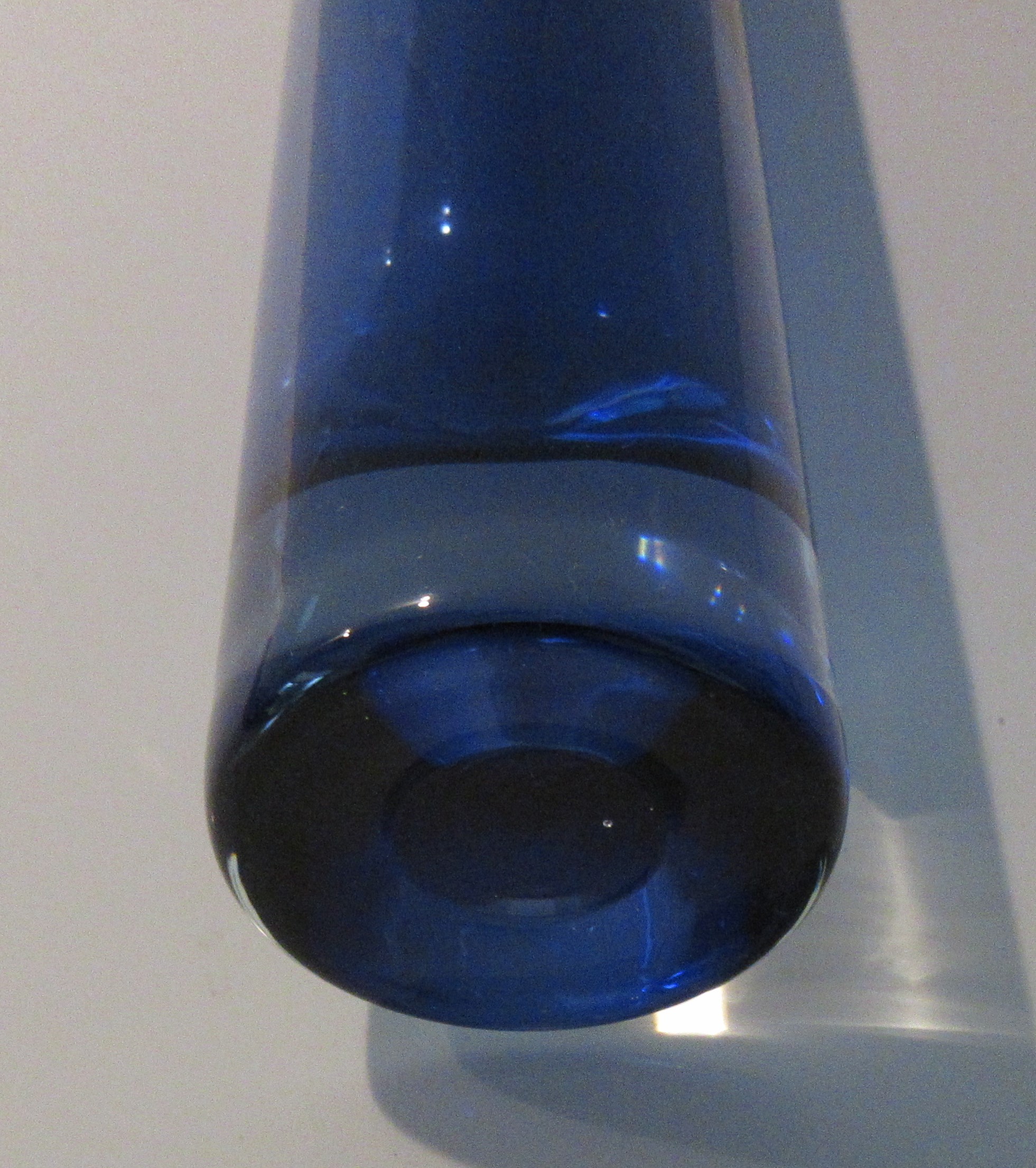 Niet of onleesbaar gesigneerd - Lot van 5 sixties glazen vaasjes kopen? Bied vanaf 1!