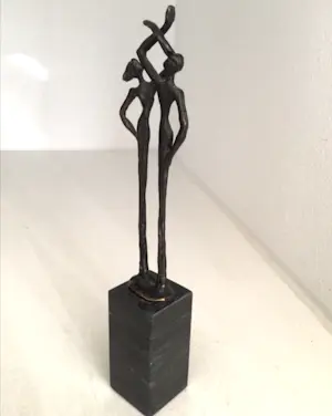 Corry Ammerlaan - Sculptuur “ TOGETHER “ kopen? Bied vanaf 1!