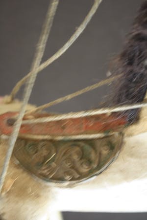 Niet of onleesbaar gesigneerd - Antiek Polychroom beschilderd marionetten paard kopen? Bied vanaf 1!