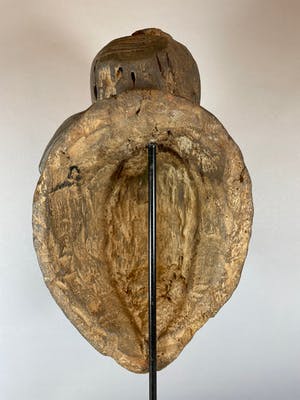 Punu - 211154 Tribal used Old African female mask from the Punu - Gabon. kopen? Bied vanaf 45!