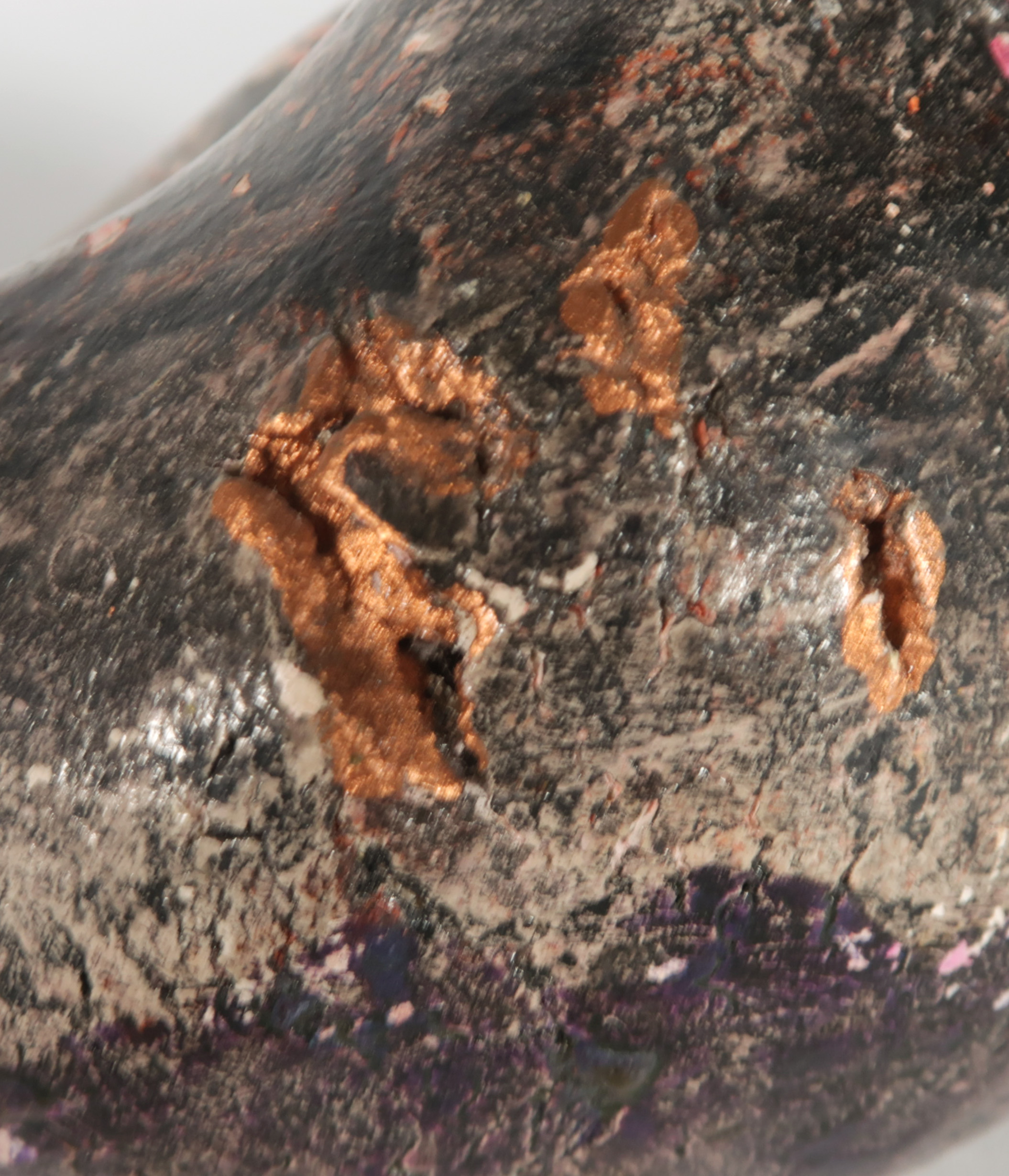 Franca Muller Jabusch - Set van 2 beschilderde objecten van klei kopen? Bied vanaf 1!