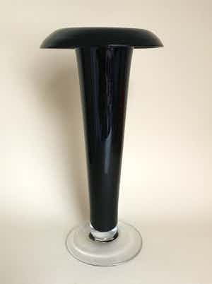 Niet of onleesbaar gesigneerd - Art Deco trompetvaas verkocht voor € 1!