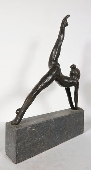 Jos Oehlen - Sierlijke brons van een turnster kopen? Bied vanaf 350!