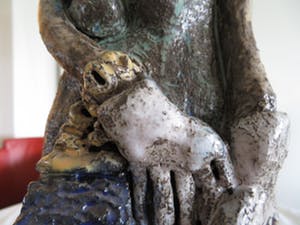 Niet of onleesbaar gesigneerd - Mysterieuze vrouw kopen? Bied vanaf 10!