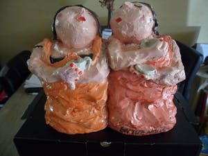 Gerdine Duijsens-Kroeze - Beeld. Kunsthars, Titel, Entre Nous kopen? Bied vanaf 40!