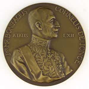 Oswald Wenckebach - Bronzen penning: Jhr. Mr. B.C. De Jonge, 1937 verkocht voor € 50!