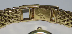 Gouden dames polshorloge van het merk Bouchard, 14 karaat kopen? Bied vanaf 2350!