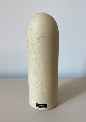 Peter Selhorst - Creme en vanille keramisch design vaasje kopen? Bied vanaf 1!
