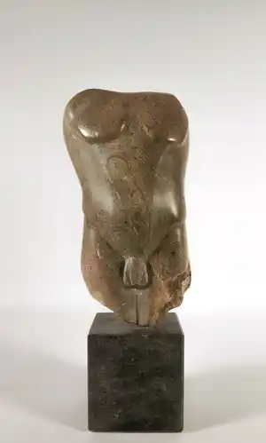Greeth Zwering - Mannentorso in speksteen verkocht voor € 300!