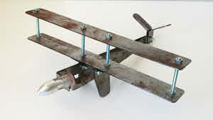 Niet of onleesbaar gesigneerd - Hand gemaakt metalen modelvliegtuig van DutchAero - KWME verkocht voor € 1!