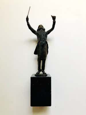 Brons (Onbekend) - Dirigent - Beeld verkocht voor € 1!