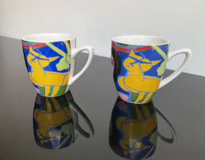 Corneille - TWEE KOFFIEBEKERS, DRIE SCHAALTJES, DRIE ONDERZETTERS kopen? Bied vanaf 56!