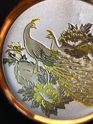 Niet of onleesbaar gesigneerd - Chokin Art Japan (1) - Chokin - Porselein, Verguld metaal - pauwen met bloemen - kopen? Bied vanaf 1!