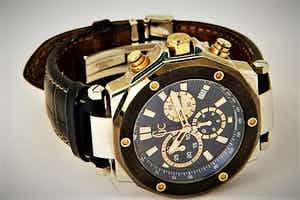 1273 - Stoer edelstalen polshorloge Guess Collection X72025G7S Sport Chronograaf verkocht voor € 170!