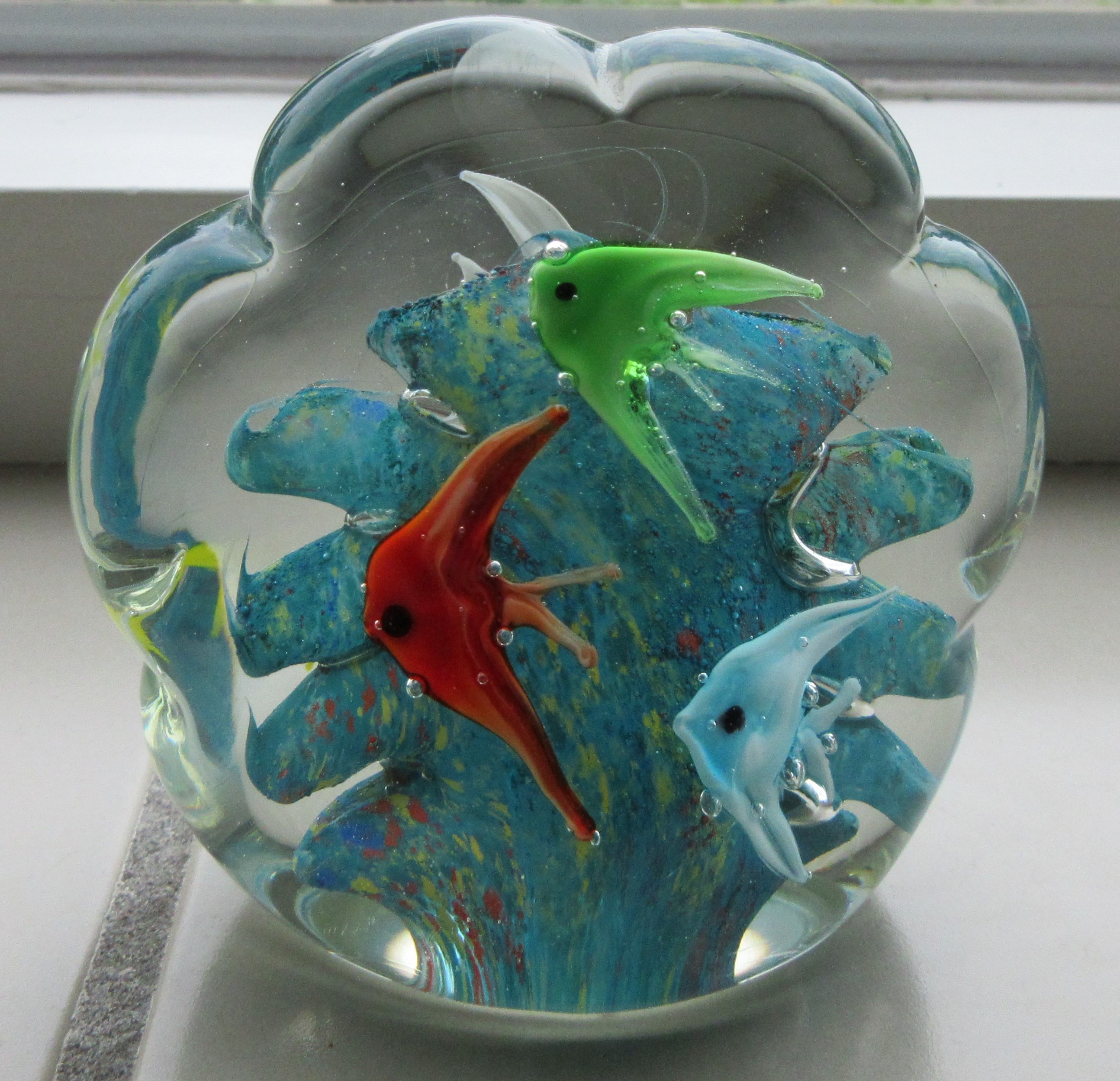 Niet of onleesbaar gesigneerd - Murano glazen presse papier Aquarium kopen? Bied vanaf 1!