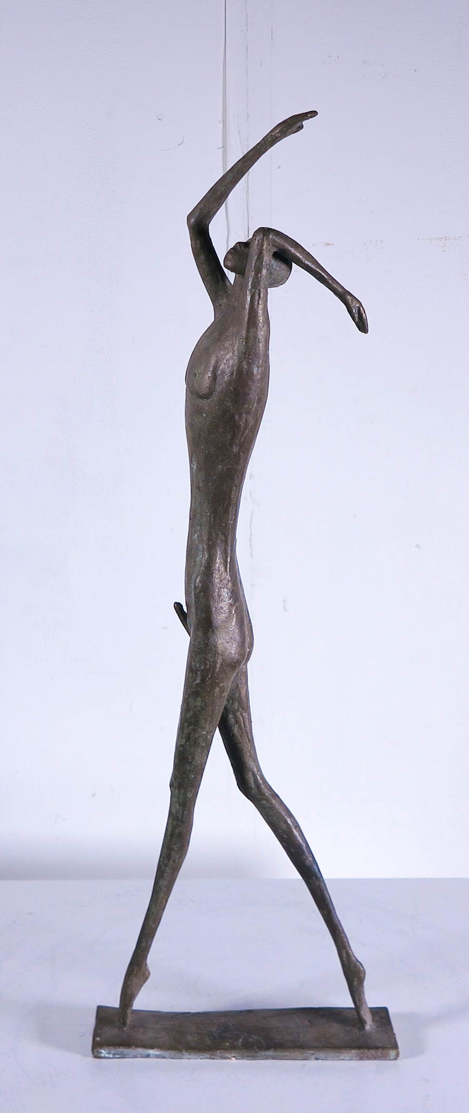 Piet van Heerden - Bronzen sculptuur, Jongensfiguur verkocht voor € 700!