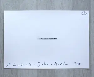 Annie Leibovitz - „Angelina Jolie – Fotoshooting für Vanity Fair“ 2005 kopen? Bied vanaf 90!