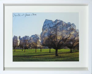 Christo - Handgesigneerde druk Wrapped Trees + Taschen boek kopen? Bied vanaf 1!
