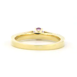 18k geel gouden ring met roze saffier en briljant geslepen diamant tot. 0.26ct kopen? Bied vanaf 550!