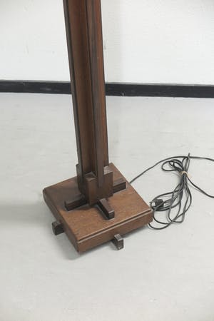 Curiosa - Art Deco houten staande lamp / lampenvoet kopen? Bied vanaf 50!