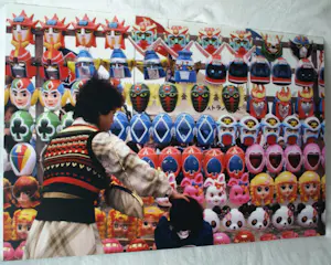 Henk Schiffmacher - Grote gesigneerde foto op dibond “Maskers” + gesigneerd boek – 60 x 90 cm kopen? Bied vanaf 250!