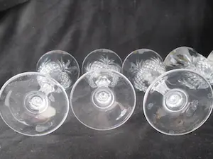 Niet of onleesbaar gesigneerd - 6 grote kristallen glazen kopen? Bied vanaf 1!