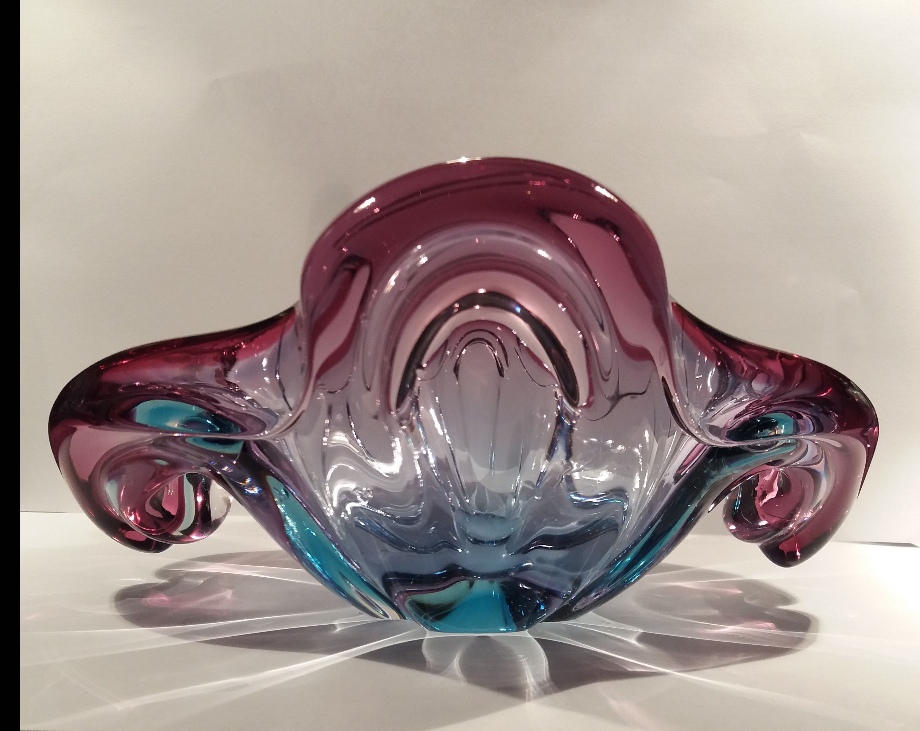 Niet of onleesbaar gesigneerd - Vintage mondgeblazen Murano schaal  verkocht voor € 1!