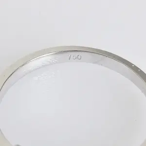 Diamanten ring kaufen? Bieten Sie von 650!