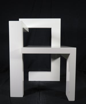 Gerrit Rietveld - (naar) - Wit gelakte houten Steltman stoel (links) kopen? Bied vanaf 500!