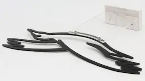 Jeroen Henneman - Zwart gelakt metalen sculptuur: Nederlandse muziekprijs - 2009 kopen? Bied vanaf 1250!