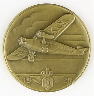 Henk Etienne - Bronzen penning: Verbinding Nederland-Indië, 1928 kopen? Bied vanaf 75!