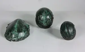 Kiny Copinga - Brons, Drie mestkevers kopen? Bied vanaf 300!