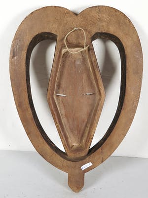 Kwele - Initiatiemasker met gestileerde hoorns kopen? Bied vanaf 1!