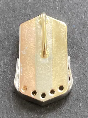 14 karaats gouden tricolor hanger, hoefijzer bezet met negen diamantjes kopen? Bied vanaf 80!