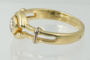 1295 - Aparte 18 krt geel-goud & diamanten dames ring - 0.25ct G / VS kopen? Bied vanaf 190!