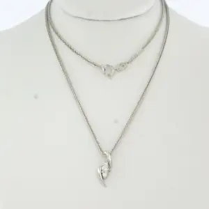14k wit gouden collier en hanger met briljant geslepen diamanten tot. 0.12ct kopen? Bied vanaf 340!