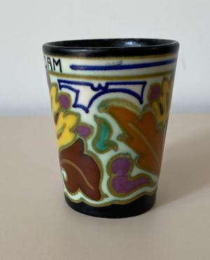 Plateelfabriek Ivora - Art deco platelen beker "Rotterdam" kopen? Bied vanaf 1!