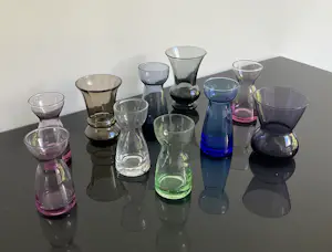 Kristalunie Maastricht - NEGEN MINI VAASJES, kopen? Bied vanaf 33!